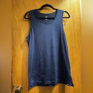 Gaiam tank size S